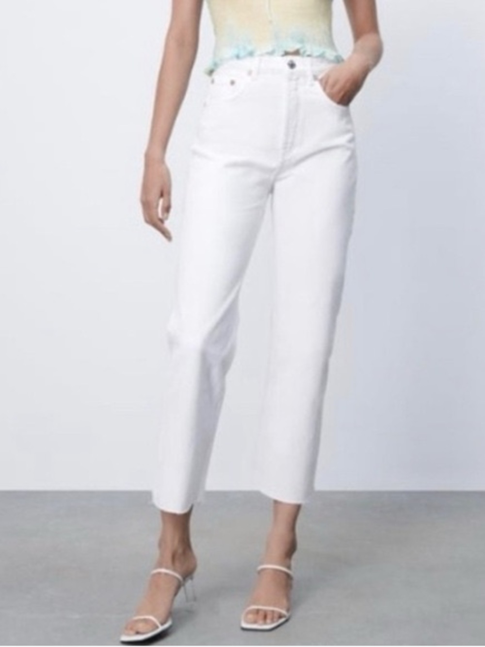 NWT - Zara - White High-Rise Straight Leg Women’st Jeans